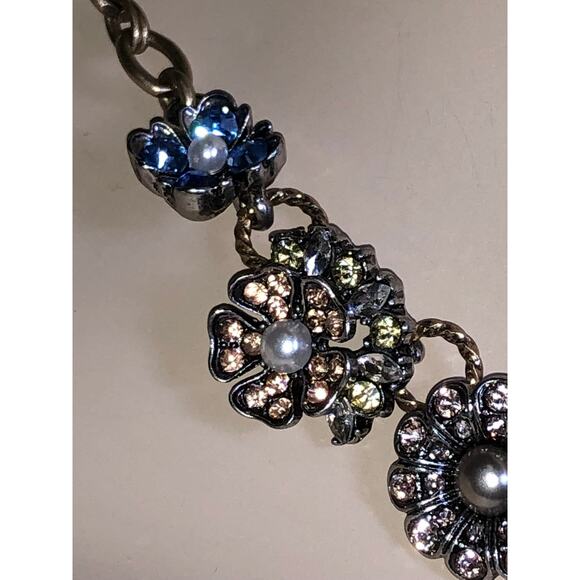 CHLOE + ISABEL crystal bloom statement choker necklace - N126 - Picture 2 of 5